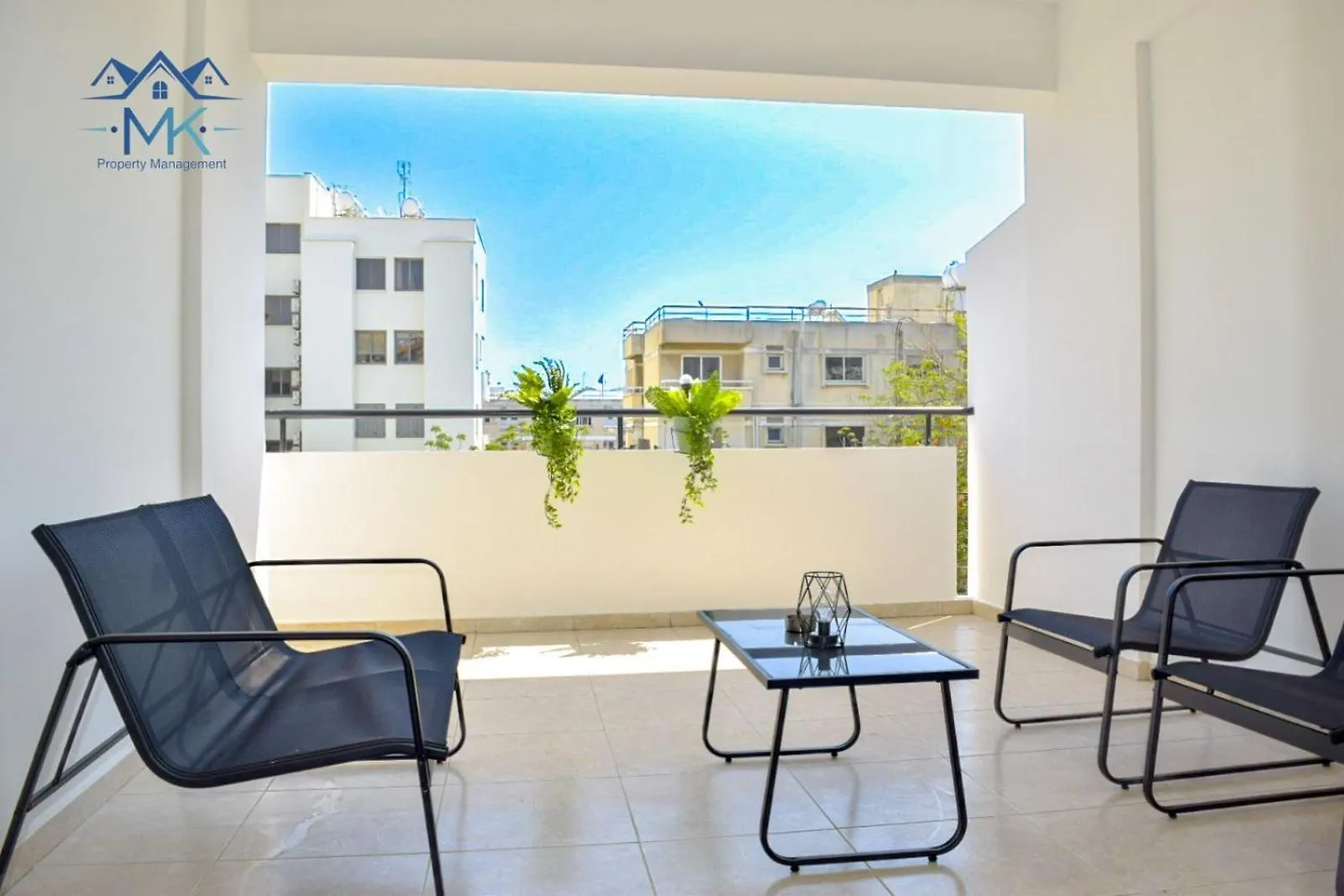 Seawitch Apartment لارنكا