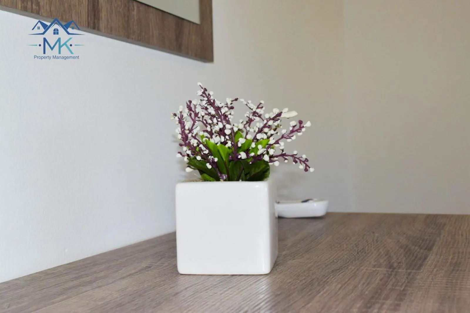 Seawitch Apartment لارنكا